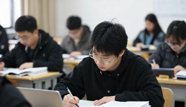 教学内容优化：学习规划在全流程教育服务中的应用