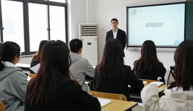 答题技巧在教育咨询中的实际应用与选型关注点